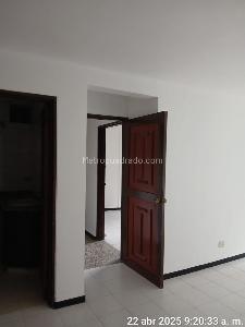 Apartamento de 3 alcobas en venta en Granada, Cali, 99 m² · foto 3 de 15