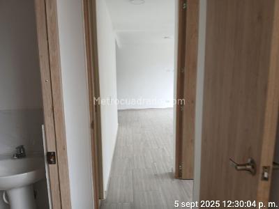 Apartamento de 2 alcobas en venta en Popular, Cali, 55 m² · foto 14 de 15