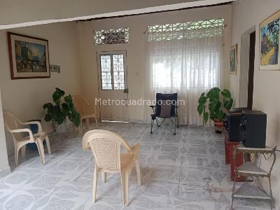 Casa de 5 alcobas en venta en Barrio Calixto Leyva, Neiva, 180 m² · foto 13 de 19
