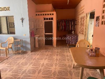 Casa de 5 alcobas en venta en Barrio Calixto Leyva, Neiva, 180 m² · foto 6 de 19