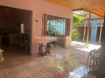 Casa de 5 alcobas en venta en Barrio Calixto Leyva, Neiva, 180 m² · foto 9 de 19