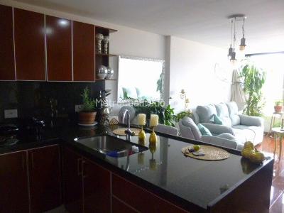 Apartamento en venta en Pinares De Chia, Chía · foto 3 de 12