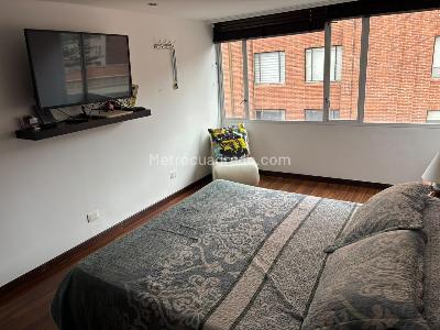 Apartamento de 4 alcobas en venta en Los Rosales Emaus, Bogotá, 182 m² · foto 13 de 20