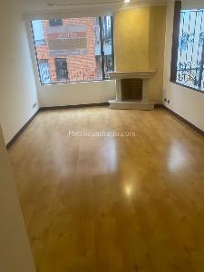 Apartamento de 3 alcobas en venta en Chico Navarra, Bogotá, 137 m² · foto 8 de 19