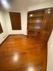 Apartamento de 3 alcobas en venta en Chico Navarra, Bogotá, 137 m² · foto 16 de 19
