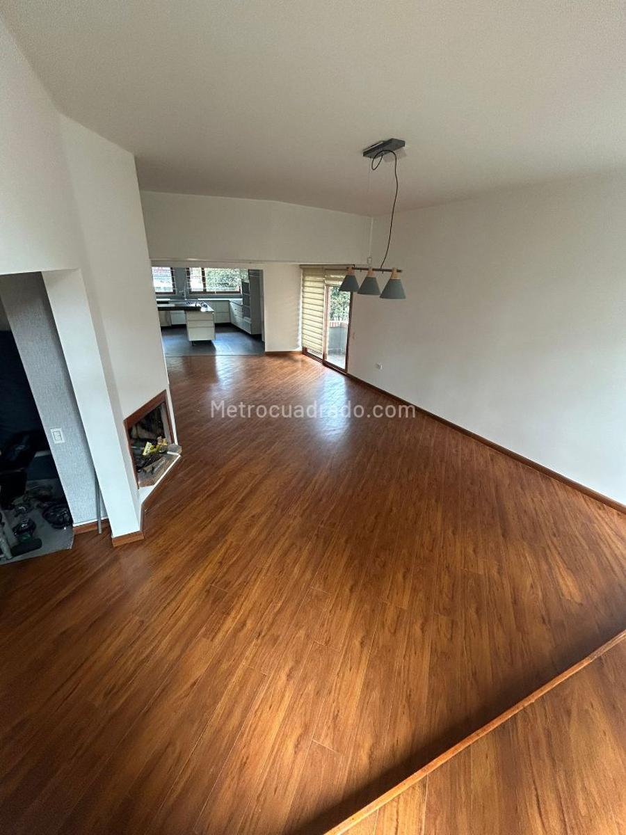 Apartamento de 3 habitaciones en venta en Polo Club, Bogotá — imagen 1 de 20