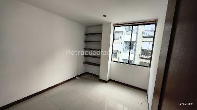Apartamento de 3 alcobas en venta en Chapinero Alto, Bogotá, 63 m² · foto 3 de 20