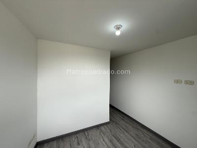 Apartamento de 3 alcobas en venta en Bravo Paez, Bogotá, 58 m² · foto 3 de 20