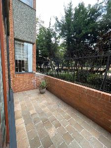 Apartamento de 3 alcobas en venta en La Castellana, Bogotá, 94 m² · foto 10 de 16