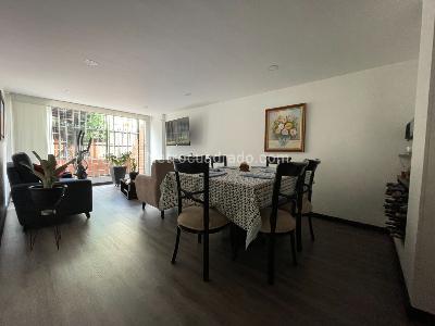Apartamento de 3 alcobas en venta en La Castellana, Bogotá, 94 m² · foto 12 de 16