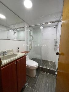 Apartamento de 3 alcobas en venta en La Castellana, Bogotá, 94 m² · foto 2 de 16