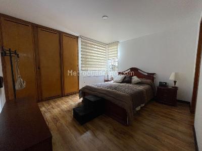 Apartamento de 3 alcobas en venta en La Castellana, Bogotá, 94 m² · foto 3 de 16