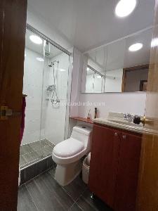 Apartamento de 3 alcobas en venta en La Castellana, Bogotá, 94 m² · foto 6 de 16