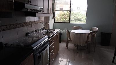 Apartamento de 3 alcobas en venta en Los Cambulos, Cali, 93 m² · foto 4 de 5