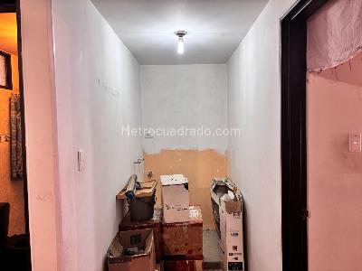 Casa de 5 alcobas en venta en Centro Americas, Bogotá, 216 m² · foto 11 de 20