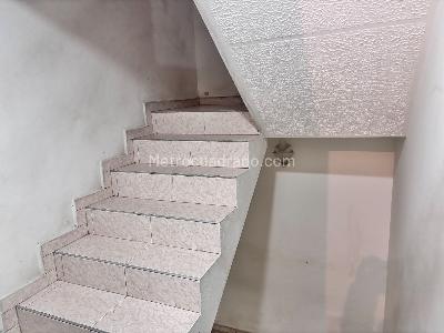 Casa de 5 alcobas en venta en Centro Americas, Bogotá, 216 m² · foto 20 de 20
