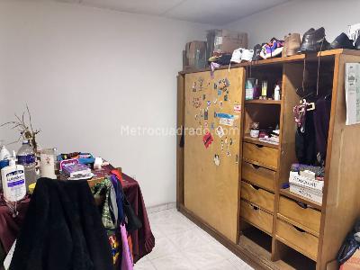 Casa de 5 alcobas en venta en Centro Americas, Bogotá, 216 m² · foto 7 de 20