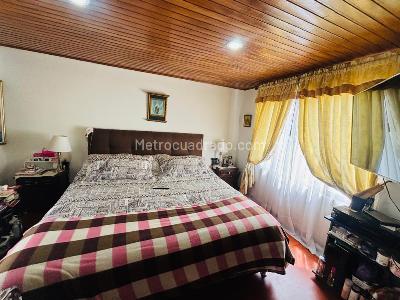 Casa de 5 alcobas en venta en Las Margaritas, Bogotá, 340 m² · foto 17 de 20