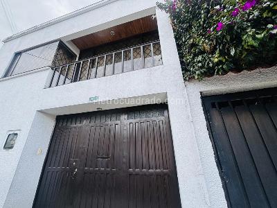 Casa de 5 alcobas en venta en Las Margaritas, Bogotá, 340 m² · foto 2 de 20
