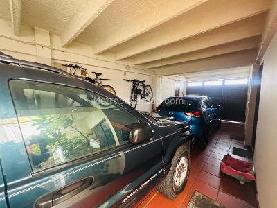 Casa de 5 alcobas en venta en Las Margaritas, Bogotá, 340 m² · foto 3 de 20