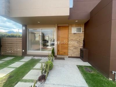 $810.000.000 en Chia