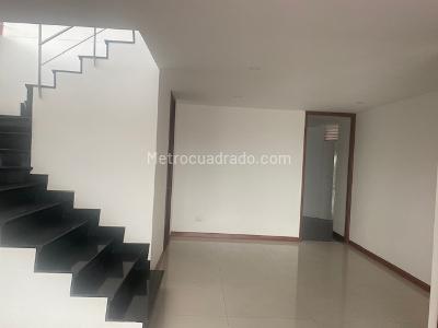 Apartamento de 3 alcobas en venta en Santa Barbara, Bogotá, 290 m² · foto 20 de 20