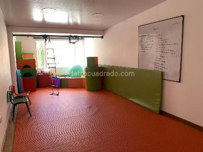 Casa de 4 alcobas en venta en Cedritos, Bogotá, 208 m² · foto 7 de 8