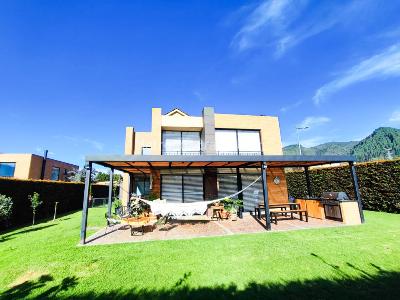 Casa en venta en La Calera, La Calera · foto 2 de 14