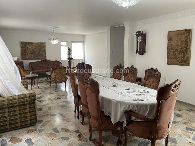 Casa de 5 alcobas en venta en Cabecera Del Llano, Bucaramanga, 270 m² · foto 10 de 20