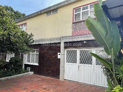Casa de 5 alcobas en venta en Cabecera Del Llano, Bucaramanga, 270 m² · foto 2 de 20
