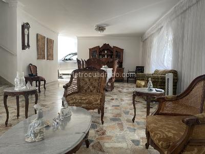 Casa de 5 alcobas en venta en Cabecera Del Llano, Bucaramanga, 270 m² · foto 4 de 20