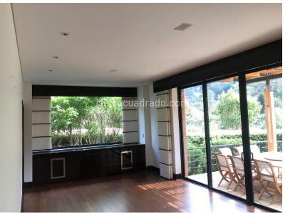Casa de 4 alcobas en venta en La Calera, La Calera, 426 m² · foto 8 de 15