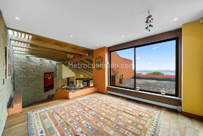 Casa de 4 alcobas en venta en Fusca, Chía, 430 m² · foto 2 de 20