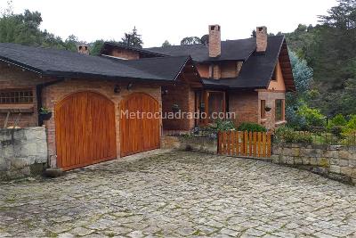 Casa de 3 alcobas en venta en La Calera, La Calera, 310 m² · foto 3 de 20
