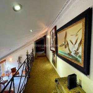 Apartamento de 5 alcobas en venta en Los Rosales, Bogotá, 280 m² · foto 12 de 20