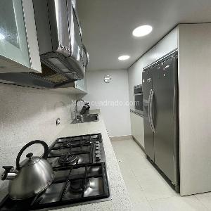 Apartamento de 5 alcobas en venta en Los Rosales, Bogotá, 280 m² · foto 14 de 20