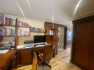 Apartamento de 5 alcobas en venta en Los Rosales, Bogotá, 280 m² · foto 7 de 20