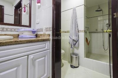 Apartamento de 5 alcobas en venta en San Patricio, Bogotá, 190 m² · foto 12 de 20