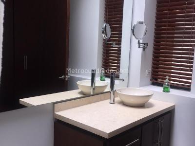 Casa de 5 alcobas en venta en Senderos Del Canelon, Cajicá, 377 m² · foto 13 de 20