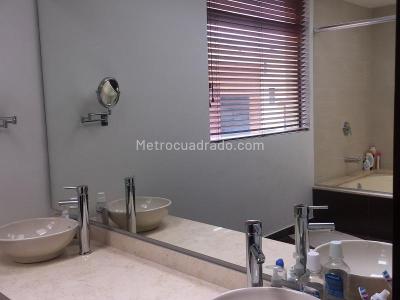 Casa de 5 alcobas en venta en Senderos Del Canelon, Cajicá, 377 m² · foto 16 de 20