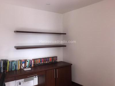 Casa de 5 alcobas en venta en Senderos Del Canelon, Cajicá, 377 m² · foto 8 de 20