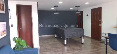 Apartamento de 2 alcobas en venta en Las Nieves, Bogotá, 104 m² · foto 2 de 20
