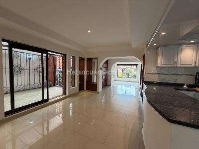 Casa de 4 alcobas en venta en El Campincito, Chía, 235 m² · foto 7 de 20