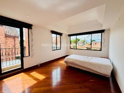 Casa de 4 alcobas en venta en El Campincito, Chía, 235 m² · foto 14 de 20