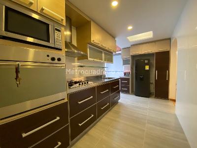 Apartamento en venta en Chico Norte, Bogotá · foto 6 de 16