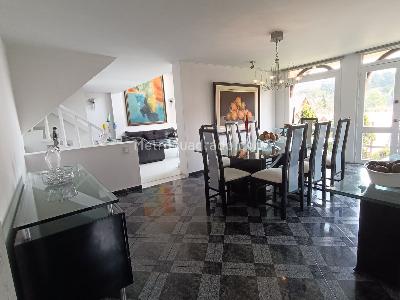 Casa de 4 alcobas en venta en Antiguo Camino A Suba, Bogotá, 493 m² · foto 7 de 20