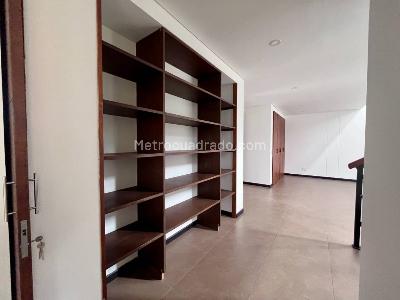 Casa de 4 alcobas en venta en Vereda Fusca, Chía · foto 7 de 19