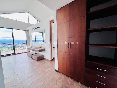 Casa de 4 alcobas en venta en Vereda Fusca, Chía · foto 13 de 19