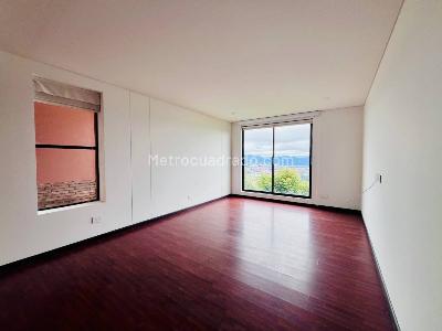 Casa de 4 alcobas en venta en Vereda Fusca, Chía · foto 14 de 19