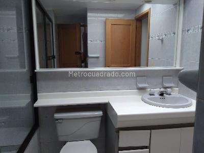 Apartamento en venta en Santa Barbara Occidental, Bogotá · foto 15 de 18